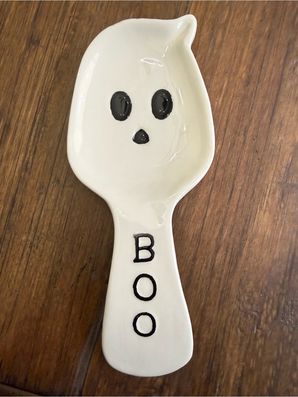 Ghost spoon holder